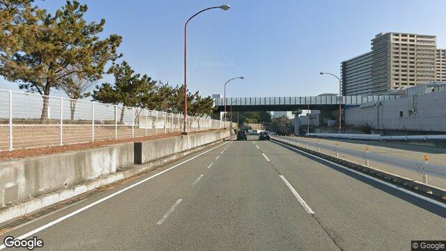 コスモスクエア駅
