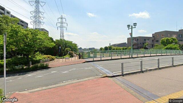 ダイアパレス新横浜駅前公園